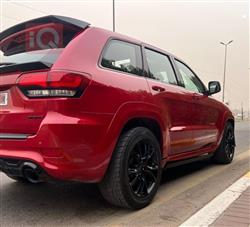 جیپ گراند شیرۆکی